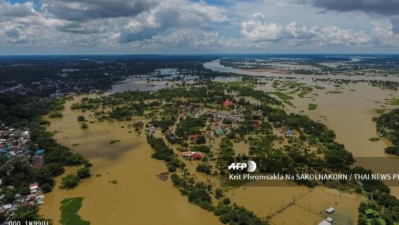Banjir di Ubon Ratchathani Thailand, 23 Ribu Warga Diungsikan Banjir di Ubon Ratchathani Thailand, 23 Ribu Warga Diungsikan