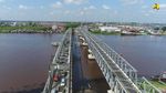 Bangun Jembatan Kembar, Jurus PUPR Tambah Akses Jalan di Kalbar