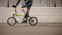 Penurunan harga sepeda Brompton terjadi dari awal hingga pertengahan tahun 2021. Pedagang mengakui, harga saat ini merupakan harga paling terendah yang pernah terjadi. Matthew Lloyd/Getty Images