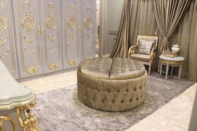 Kamarku cuma segede kasur kakak, Shining shimmering splendid kamarnya. Apakah ini kamar princess jasmine? Numpang nginep boleh nggak kak? tulis mereka. Foto: Instagram @tasyafarasya