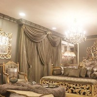 I love my room... TAPI APAKAH INI SAATNYA KITA ROMBAK KAMAR?! Wkwk Karena w suka bgt room decorating!!  *tapi takut nyesel* ( belom tidur jadi halu), tulis Tasya yang baru pulang dari New York, AS di postingan terbarunya. Foto: Instagram @tasyafarasya