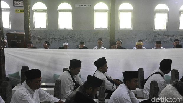Melihat Prosesi Salin Luwur dan Haul Sunan Muria di Kudus