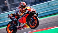 Melansir lama resmi Honda Racing Corporation, RC213V mengusung mesin 1.000 cc berkonfigurasi V4 DOHC, empat katup per silinder, berpendingin cairan. Foto: Marco Bertorello / AFP