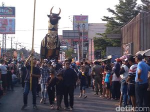 Meriahnya Nadran-Sedekah Bumi di Gunungjati, Cirebon