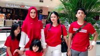 Lolosnya Mulan menindaklanjuti putusan hakim PN Jaksel yang mengabulkan gugatan perdata Mulan Jameela dan 8 caleg Partai Gerindra. Hakim menyatakan tergugat I dan II dalam hal ini Dewan Pembina dan DPP Partai Gerindra berhak melakukan langkah administrasi internal yang dianggap dituntut oleh para penggugat. (Foto: Instagram @mulanjameela1