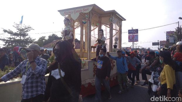 Meriahnya Nadran Sedekah Bumi di Gunungjati Cirebon