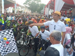 Hadiri Fun Bike Tour de Linggarjati, Ridwan Kamil Harapkan Ini