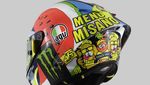 Perpaduan Makanan Italia di Helm Spesial Valentino Rossi