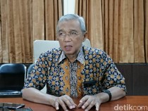 Busyro Muqqodas Pertanyakan Sikap DPR Tak Jadi Revisi UU Pemilu