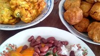 Sup senerek merupakan paduan kuliner Jawa dan Belanda. Isiannya kacang merah, bayam, wortel dan daging sapi berikut kaldu gurihnya. Ini sup senerek Pak Parto yang legendaris di Magelang. Foto : Instagram @ekayunita_kreasiku