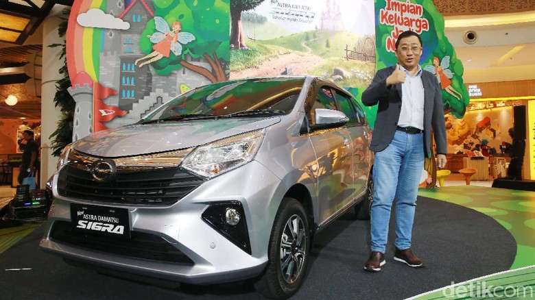 Daihatsu Sigra Foto: Ari Saputra Daihatsu Sigra Foto: Ari Saputra