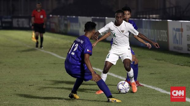 Timnas Indonesia banyak membuang peluang gol.