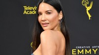 Olivia Munn Operasi Angkat Kedua Payudara dan Rahim demi Pulih dari Kanker