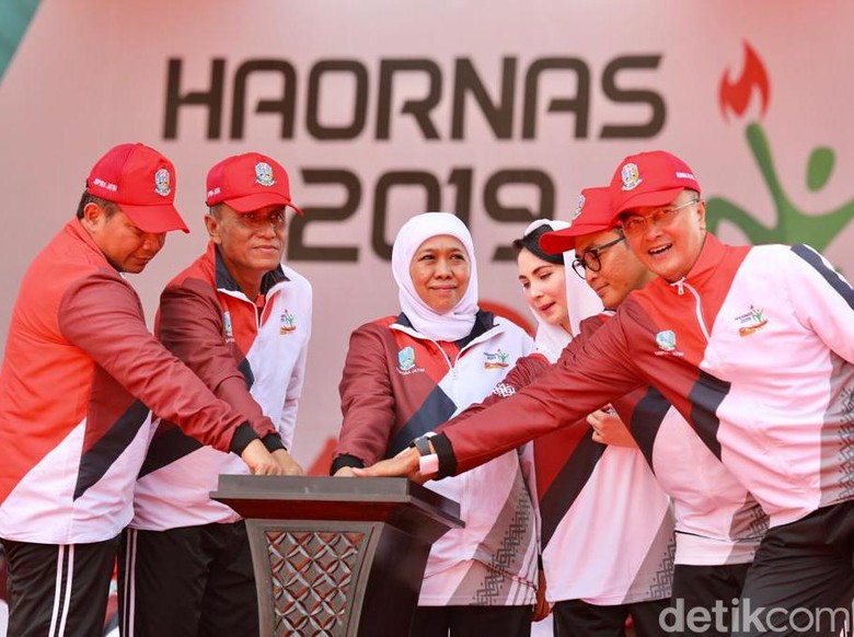 Hari Olahraga Nasional, Gubernur Khofifah Kenalkan Jatim Seger Hari Olahraga Nasional, Gubernur Khofifah Kenalkan Jatim Seger