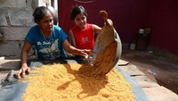 Langkah terakhir yakni dengan menjemur hingga kering dan siap dipasarkan.