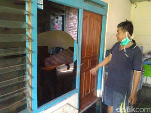 Rumah-rumah Rusak Akibat Ledakan di Mako Brimob Semarang Masih Diperbaiki