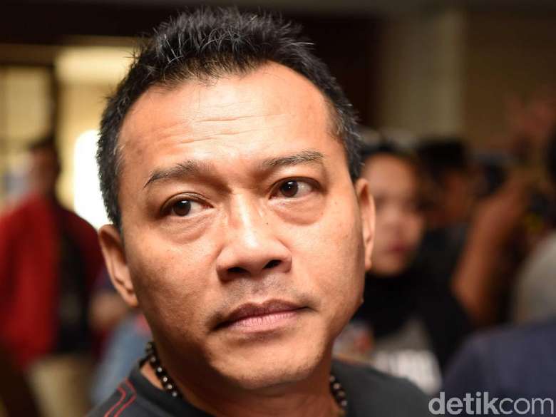 Anang Anggap Kemunduran Sektor Pariwisata dan Ekonomi Kreatif Disatukan Anang Anggap Kemunduran Sektor Pariwisata dan Ekonomi Kreatif Disatukan