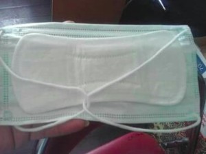 Viral Masker Dilapisi Pantyliner, Bergunakah untuk Lawan Kabut Asap?