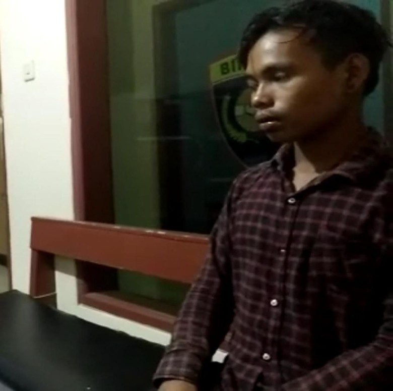 Bakar Motor Gegara Ditilang, Ohang: Saya Panik dan Bingung Bakar Motor Gegara Ditilang, Ohang: Saya Panik dan Bingung