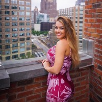 Untungnya, di-bully setiap hari tidak membuat Jem minder atau depresi. Dia justru tetap mem-posting kampanye soal mencintai tubuh dan diri sendiri. Foto: Instagram/@jemwolfie