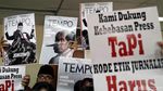 Relawan Jokowi Geruduk Dewan Pers Terkait Sampul Majalah Tempo