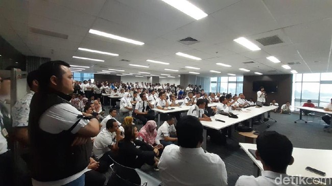 Resah Gelisah Karyawan Sriwijaya Air Gara-gara Direksi Dirombak
