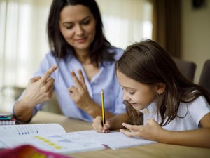 Tips Memaksimalkan Belajar Anak di Rumah ala Dosen Unesa