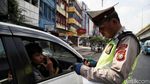 2 Minggu Ganjil Genap, Masih Ada Pengendara Kena Tilang