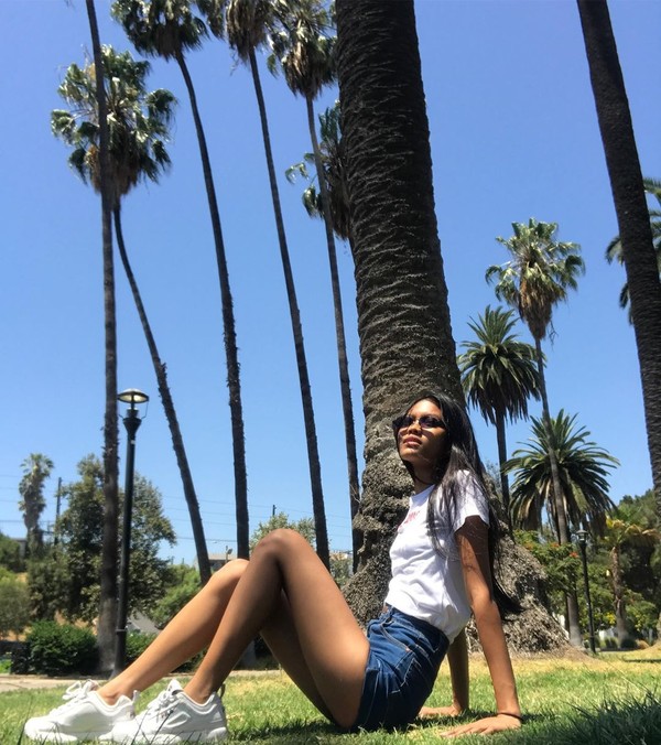 Los Angeles pun jadi salah satu tempat favorit Laras. Salah satu yang kerap ia datangi adalah Echo Park (@larasekar/Instagram) Los Angeles pun jadi salah satu tempat favorit Laras. Salah satu yang kerap ia datangi adalah Echo Park (@larasekar/Instagram)