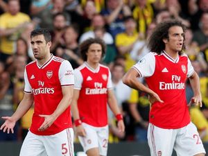 Arsenal yang Hobi Bikin Kesalahan Sendiri