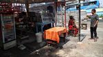 Kena Imbas Pelebaran Trotoar, Pedagang Nasi Kapau Tetap Berjualan