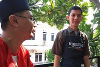 Ketika Kopi Menjadi Terang Dalam Kegelapan