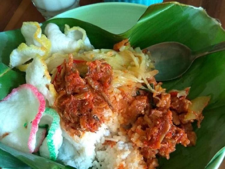 Berlauk Tempe, Nasi Ponggol Khas Tegal Makin Sedap Buat Sarapan
