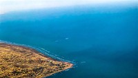 Perlu kamu ketahui, Laut Kaspia tidak dipengaruhi oleh air laut sedikitpun. Danau berair asin ini dikelilingi oleh daratan. (iStock)