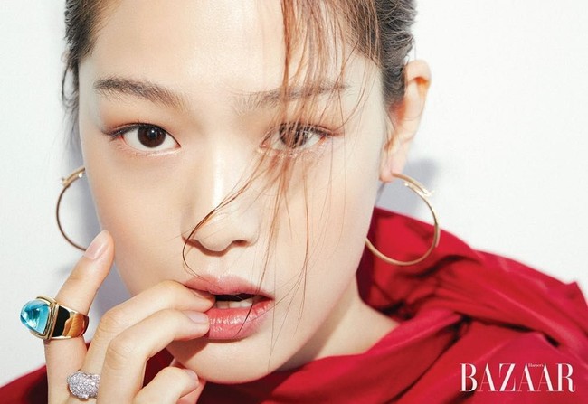 Sebelumnya Han Sung Min pernah jadi perbincangan ketika tampil tanpa bra dalam sebuah foto pemotretan. Netizen menyanyangkan hal tersebut karena itu Sung Min masih berusia 15 tahun. Foto: Instagram @sungmin_h_01