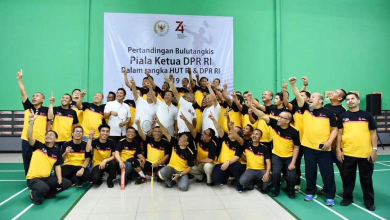 Bamsoet Harap Atlet Juara Bulutangkis RI Terus Lahir, Harumkan Bangsa Bamsoet Harap Atlet Juara Bulutangkis RI Terus Lahir, Harumkan Bangsa