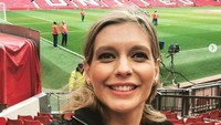 Presenter berusia 33 tahun itu pun tak pernah mengerti kenapa dirinya bisa begitu dibenci oleh para netizen. Dok. Instagram/rachelrileyrr