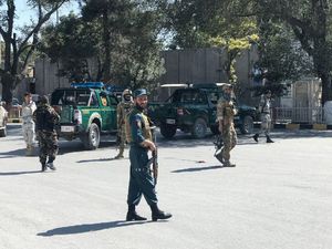 Video 48 Orang Tewas dalam 2 Serangan Bom Bunuh Diri Taliban