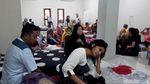 Melihat Pengobatan Alternatif Ala Ningsih Tinampi di Pasuruan