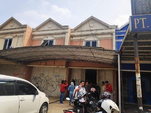 Digeledah Polisi, Kantor Travel Umrah PT Damtour Kosong Melompong