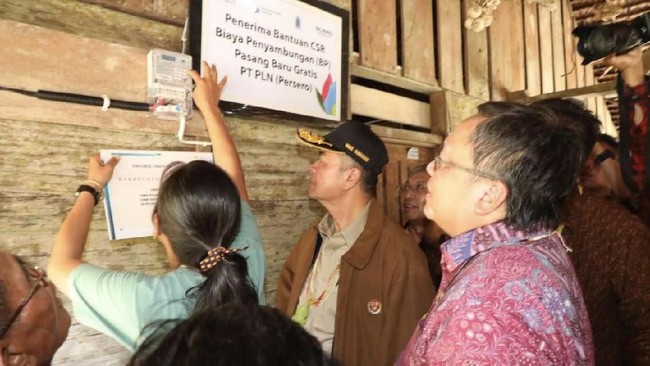 Warga Mentawai Kini Nikmati Listrik Biomassa Berbasis Bambu