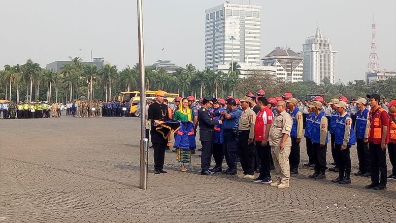 Uluran Tangan Anies untuk Redakan Kabut Asap Ditepis Uluran Tangan Anies untuk Redakan Kabut Asap Ditepis