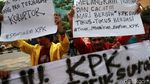 Bawa Tikus, Mahasiswa Tolak UU KPK