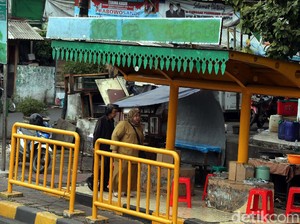 Warung Makan ala Halte Tanah Abang Tak Higienis, Ini Risiko yang Mengintai
