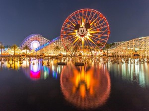 Kasus Corona di AS Meningkat, Disneyland California Tutup!