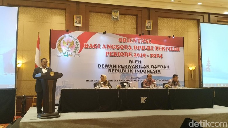 Buka Orientasi DPD 2019-2024, OSO: Indonesia Makmur Kalau Daerah Maju Buka Orientasi DPD 2019-2024, OSO: Indonesia Makmur Kalau Daerah Maju