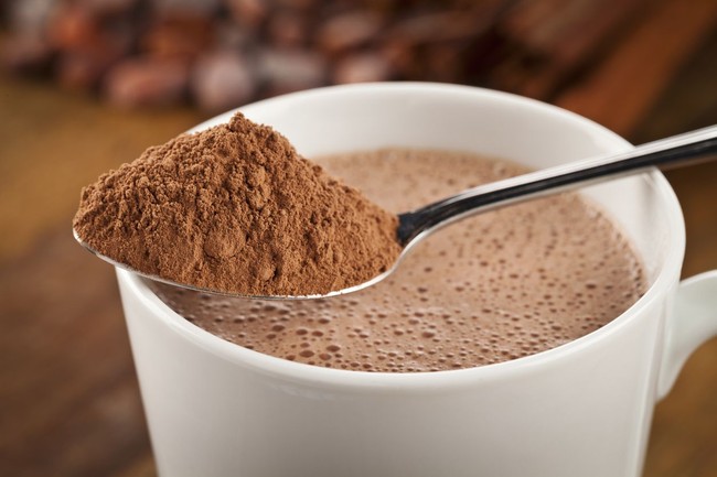 Cokelat vs Kopi, Mana yang Paling Baik Diminum di Pagi Hari?
