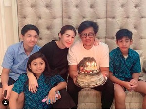 Diterpa Isu Cerai, Istri Beri Kejutan di Ultah Andre Taulany