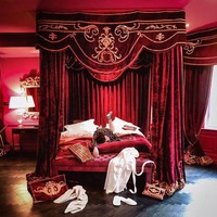 Aku melihat banyak influencer menciptakan konten yang semuanya hampir sama sehingga ada celah kosong dalam pasar. Dan aku melihat ada potensi untuk membuat sesuatu yang unik dan menyenangkan, jelasnya. Foto: Instagram/@followthenap