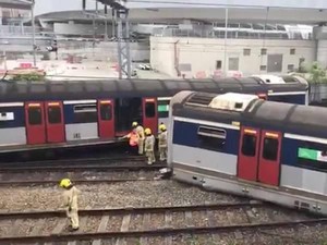 Kereta Tiba-tiba Tergelincir di Hong Kong, 8 Orang Luka-luka
